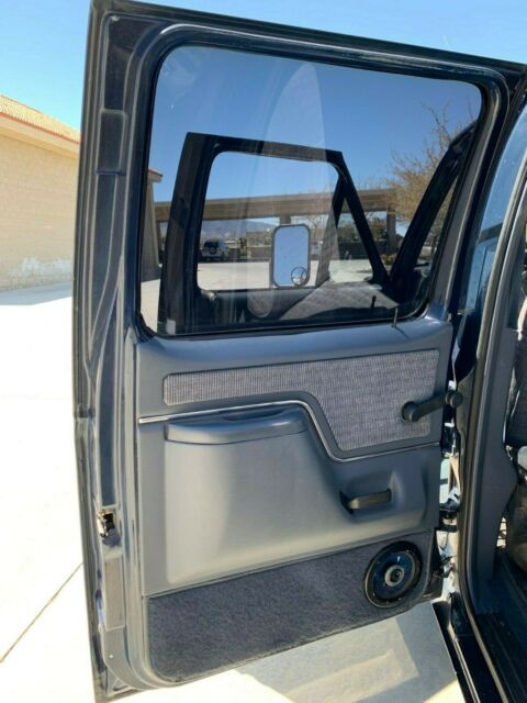 1989 Ford F-350 Lariat XLT - photo 10