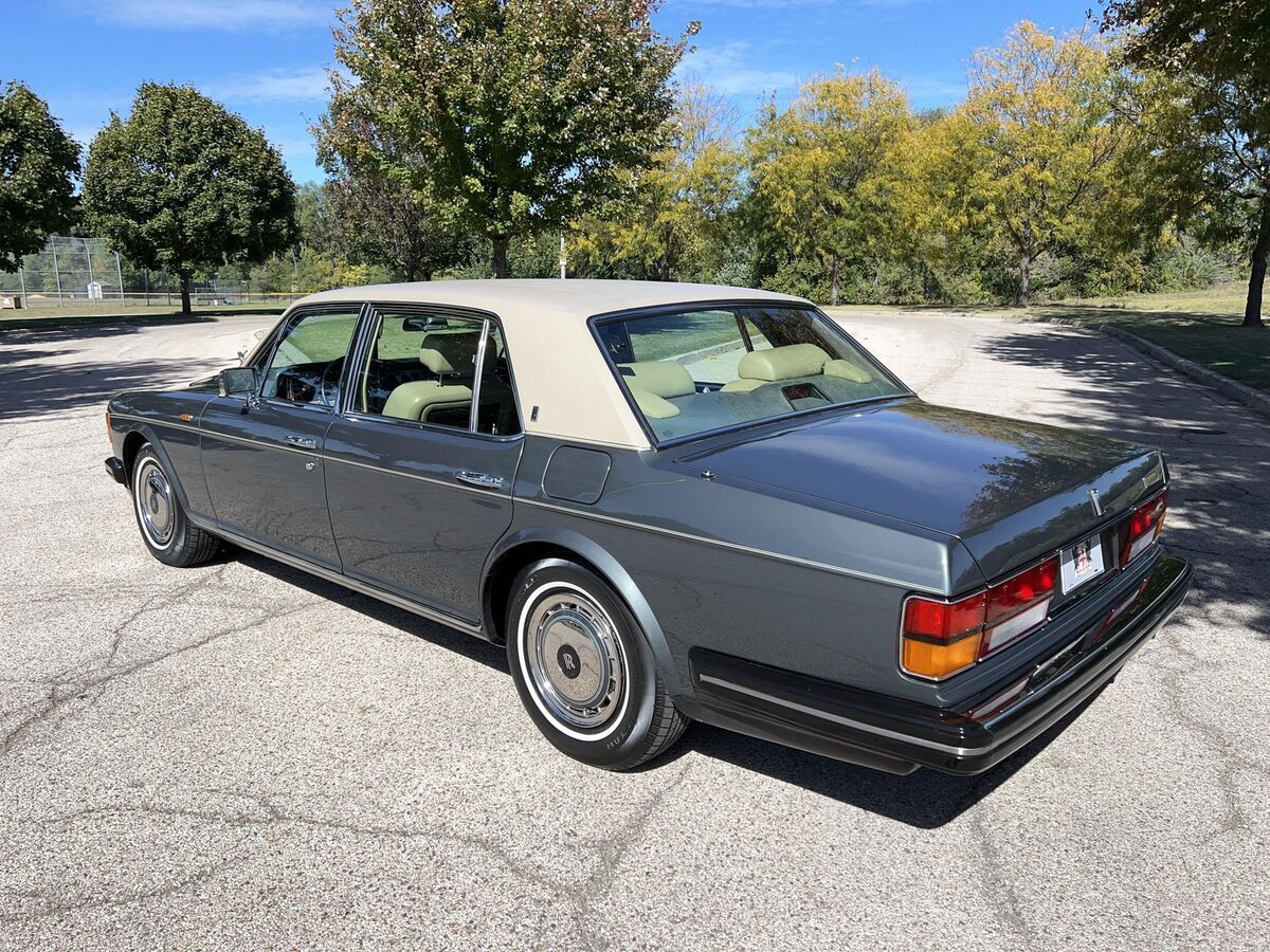 1990 Rolls-Royce Silver Spirit/Spur/Dawn ("LWB") - photo 9