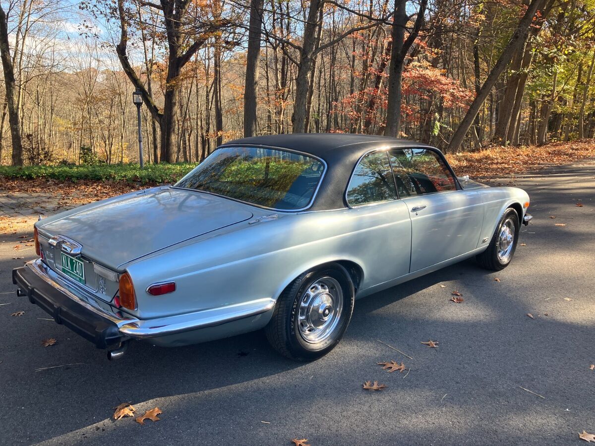 1975 Jaguar XJ6 - photo 3