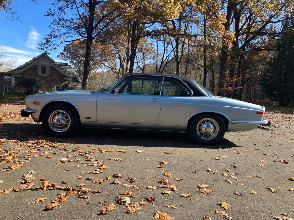 1975 Jaguar XJ6 - photo 5
