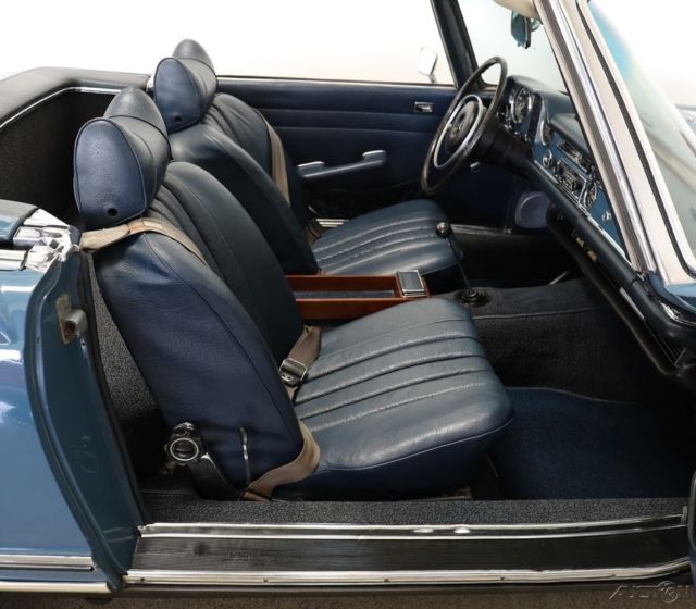1969 Mercedes-Benz SL-Class 280SL Roadster - photo 11
