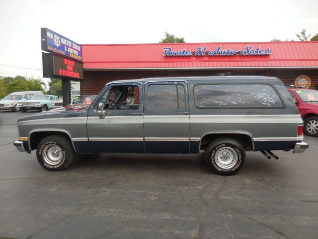 1988 Chevrolet Suburban Silverado 10 - photo 4