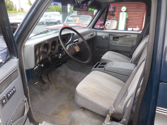 1988 Chevrolet Suburban Silverado 10 - photo 9
