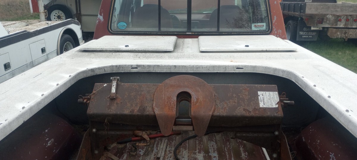 1989 Ford F-350 - photo 8