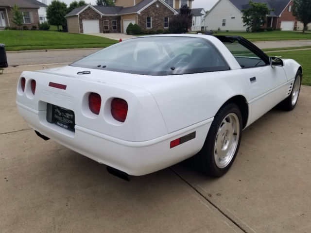 1993 Chevrolet Corvette Coupe - photo 7