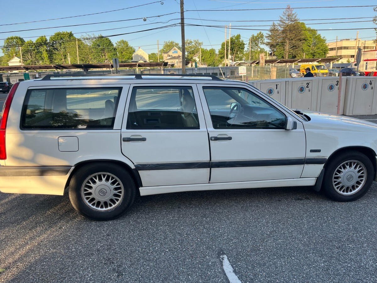 1994 Volvo 850 - photo 3