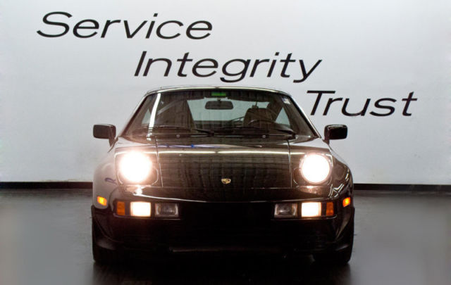 1984 Porsche 928 S Coupe 2-Door - photo 10