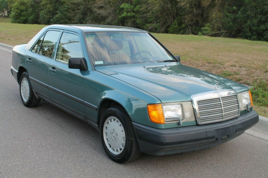 1986 Mercedes-Benz 300E E 300 amazing 42k miles - photo 4