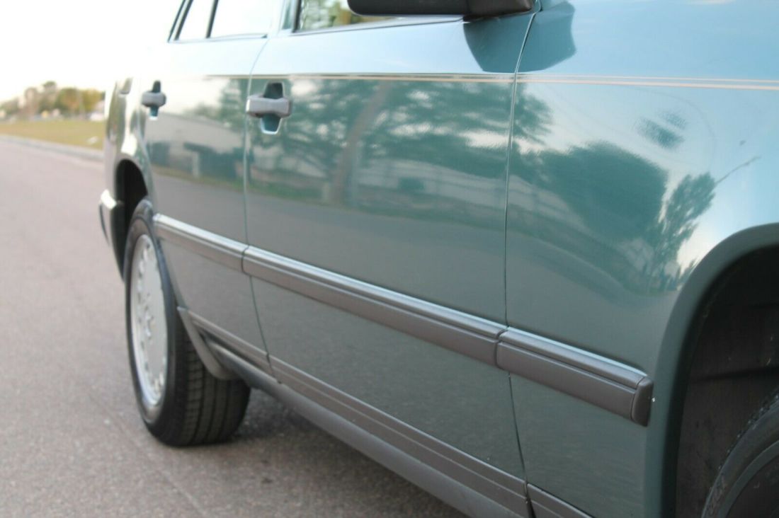 1986 Mercedes-Benz 300E E 300 amazing 42k miles - photo 6