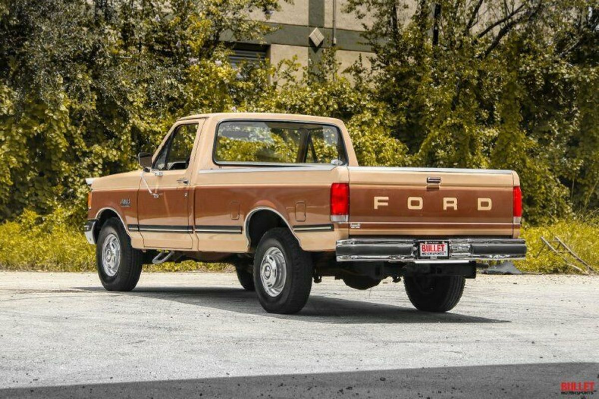 1989 Ford F250 - photo 10