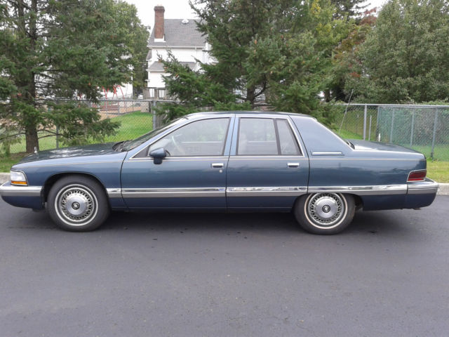 ONE OWNER - 52,000 miles - Gran Touring Suspension - Tow package - Turn key car! 1994 Buick Roadmaster