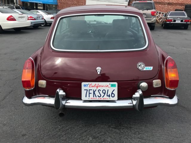 1973 MG MGB GT - photo 2