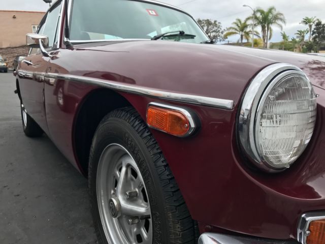 1973 MG MGB GT - photo 3