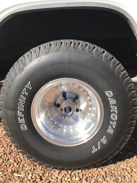 1987 Dodge Ramcharger - photo 10