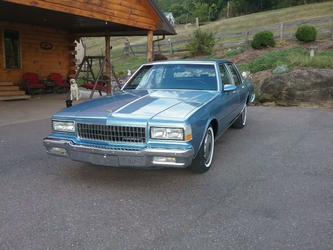 One owner all original 1988 Chevrolet Caprice with onlly 10,166 miles 1988 Chevrolet Caprice