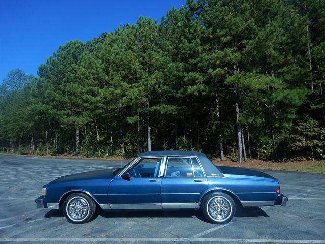 1990 Chevrolet Caprice Brougham