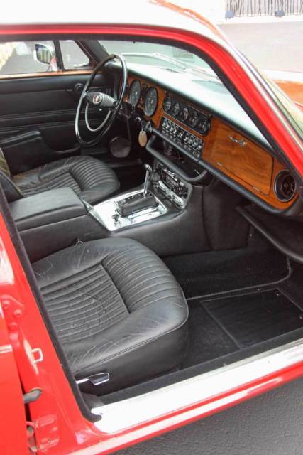 1973 Jaguar XJ6 - photo 12