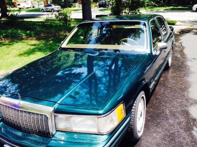 1994 Lincoln Town Car Executive - photo 4
