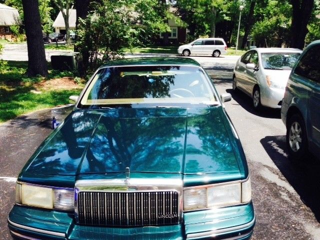 1994 Lincoln Town Car Executive - photo 5