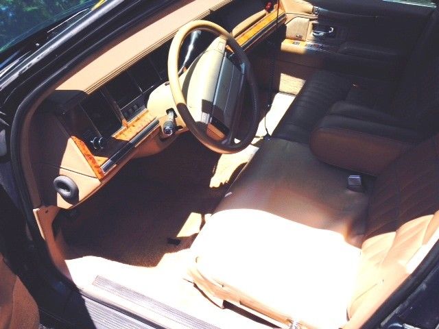1994 Lincoln Town Car Executive - photo 6