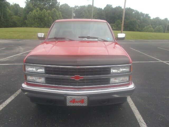 ONE OWNER FAMILY OWNED TRUCK 1992 Chevrolet C/K Pickup 1500 SILVARADO