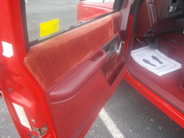 1992 Chevrolet C/K Pickup 1500 SILVARADO - photo 10