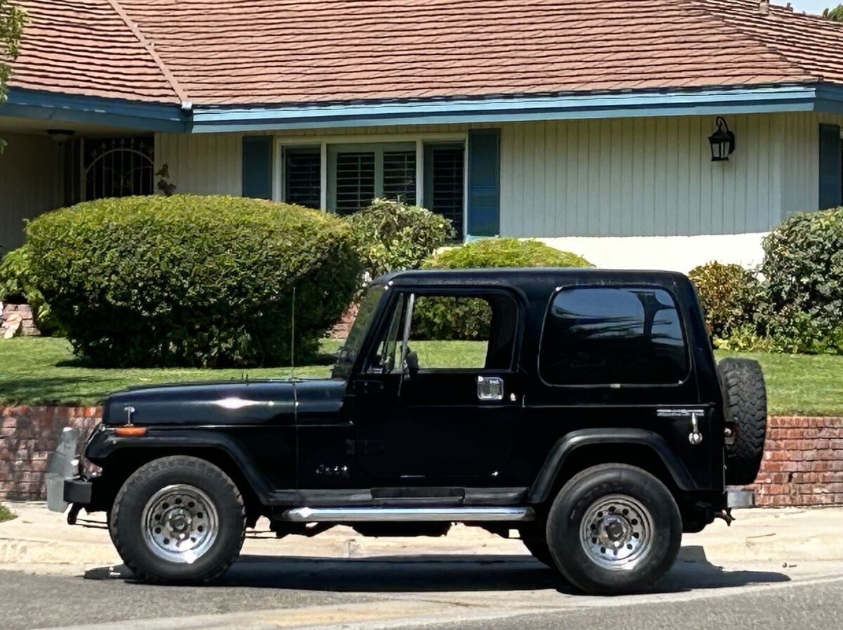 1989 Jeep Wrangler LAREDO ONE OWNER cj7 - photo 3