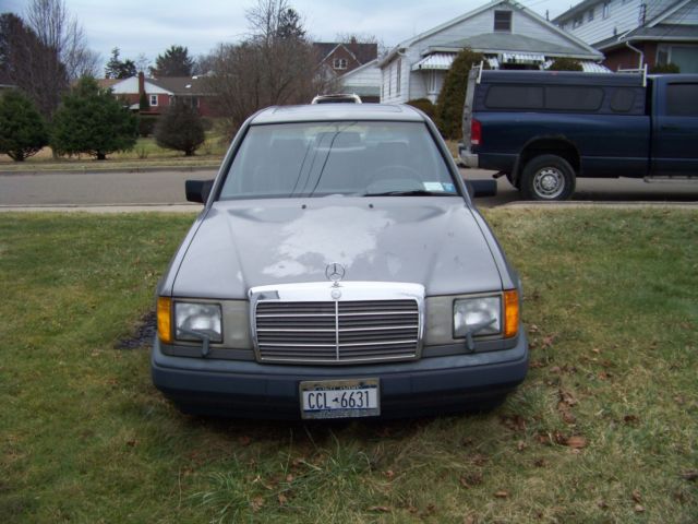 1987 Mercedes-Benz 300-Series - photo 2