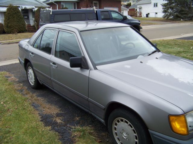 1987 Mercedes-Benz 300-Series - photo 3