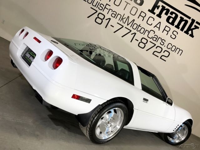 1994 Chevrolet Corvette Base Hatchback 2-Door - photo 5