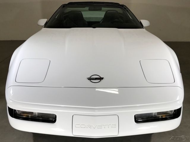 1994 Chevrolet Corvette Base Hatchback 2-Door - photo 7