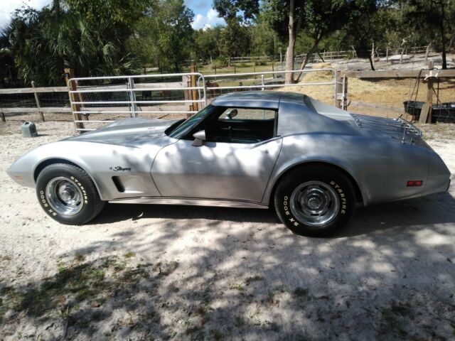 1977 Chevrolet Corvette L82 - photo 3