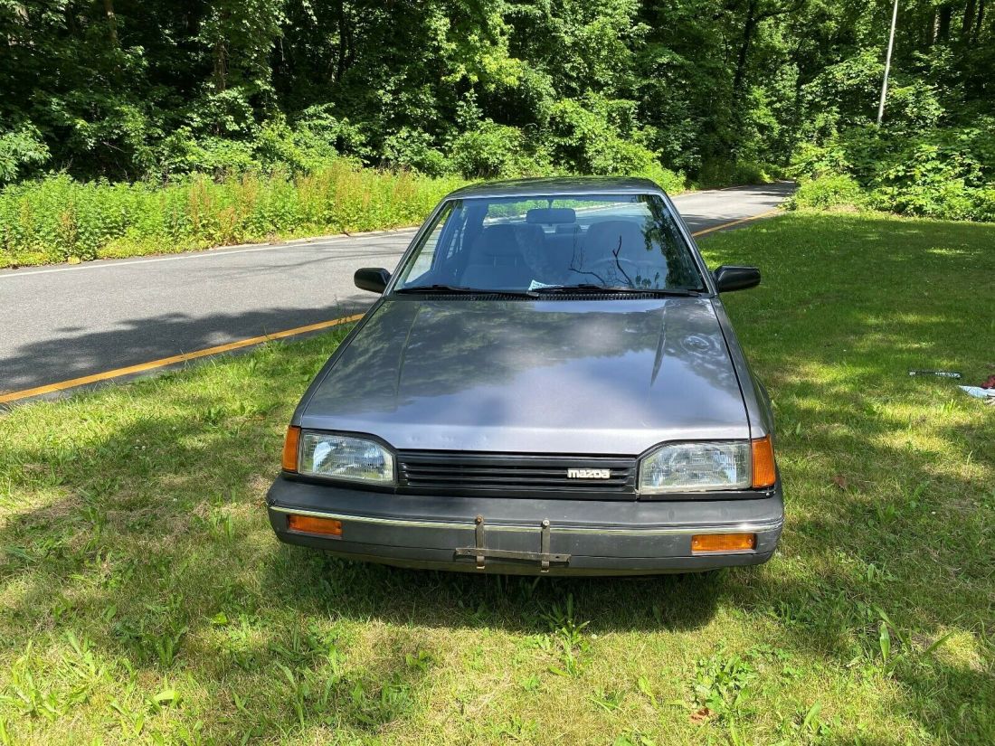 1989 Mazda 323 base - photo 2