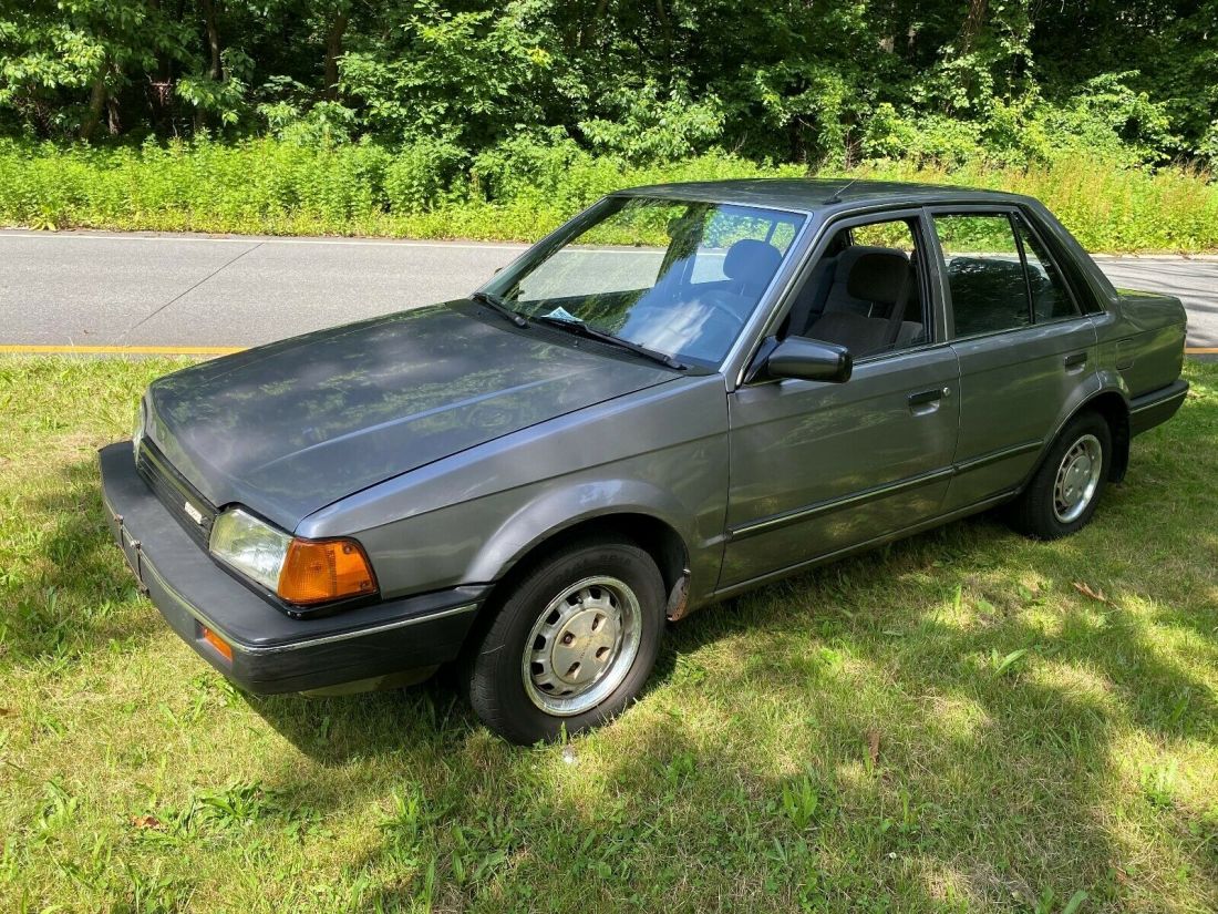1989 Mazda 323 base - photo 9