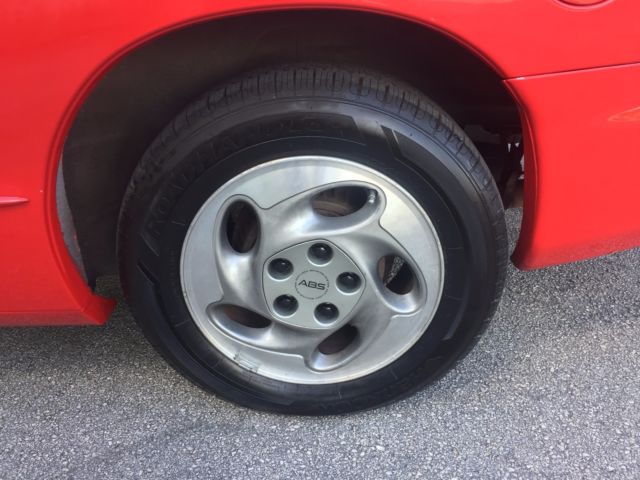 1994 Pontiac Firebird 2 Door - T-Top - Hatchback Coupe - photo 8