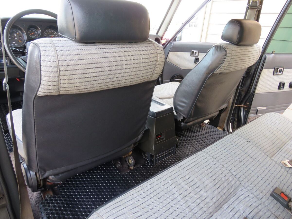 1988 Toyota Land Cruiser F62 - photo 11