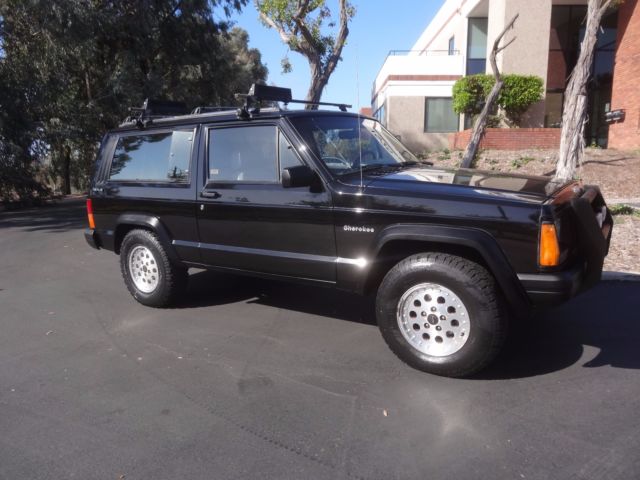 1991 Jeep Cherokee Sport Sport Utility 2-Door - photo 10