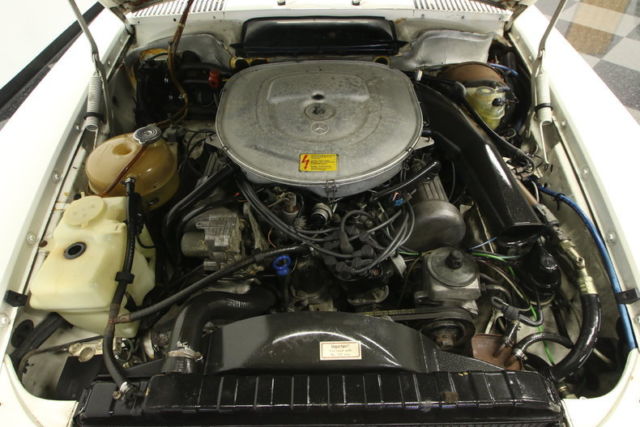 1985 Mercedes-Benz 380SL Base Convertible 2-Door - photo 4