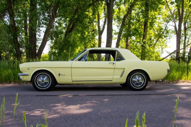 1965 Ford Mustang - photo 2