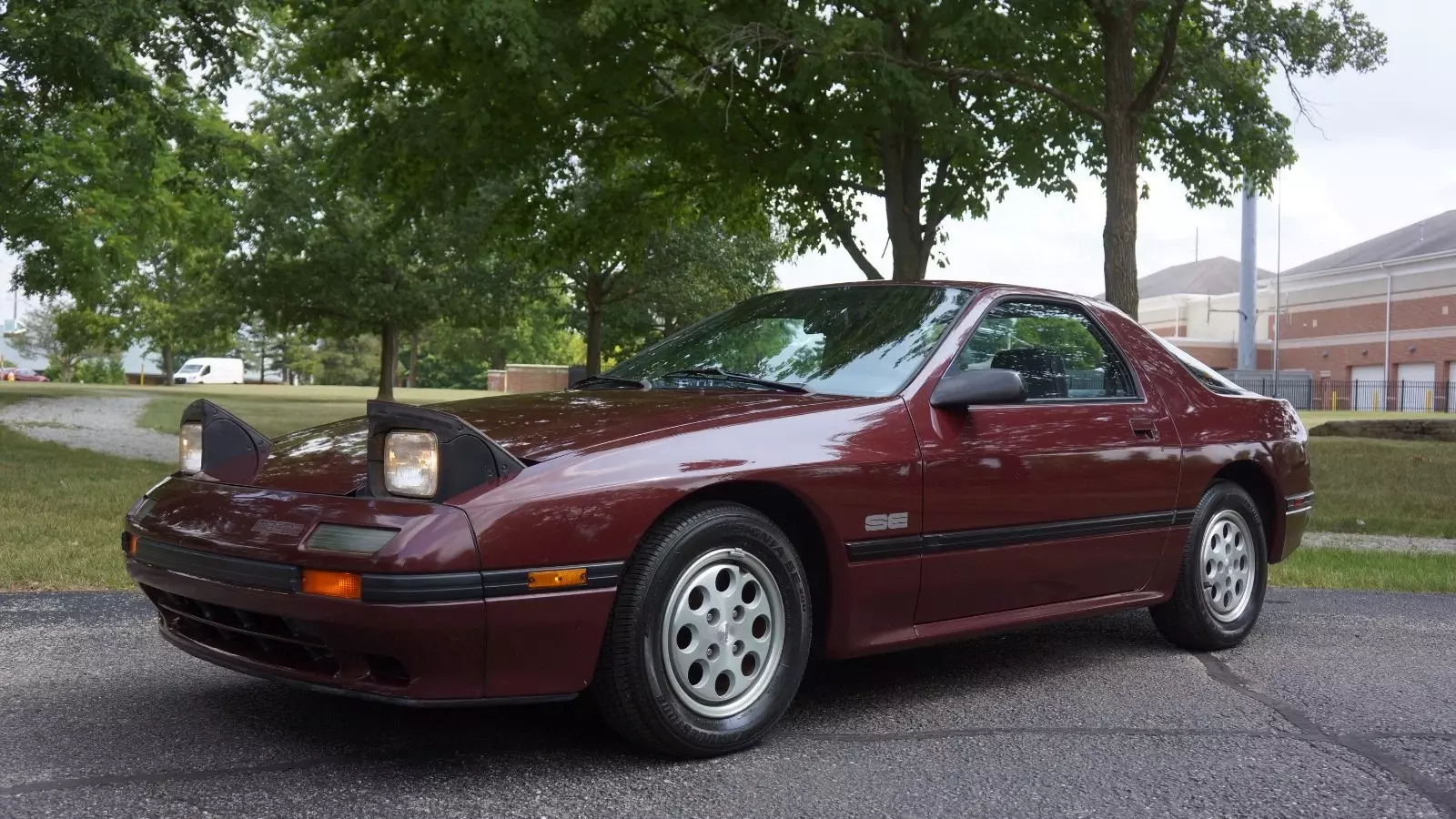 One-owner RX-7, 30k miles, garage kept, 5-speed, all original 1988 Mazda RX-7