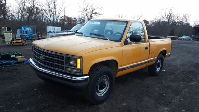 1992 Chevrolet C/K Pickup 1500 Cheyenne - photo 2