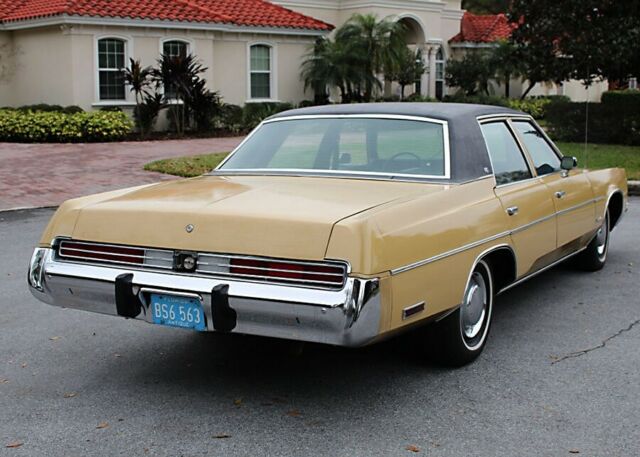 1976 Chrysler Newport CUSTOM - ONE OWNER - AS IS SALE - 44K MI - photo 2
