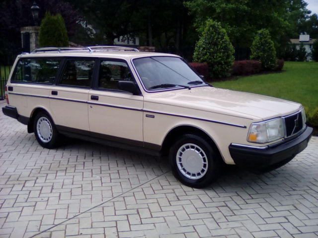 One Owner Southern Volvo! 1989 Volvo 240