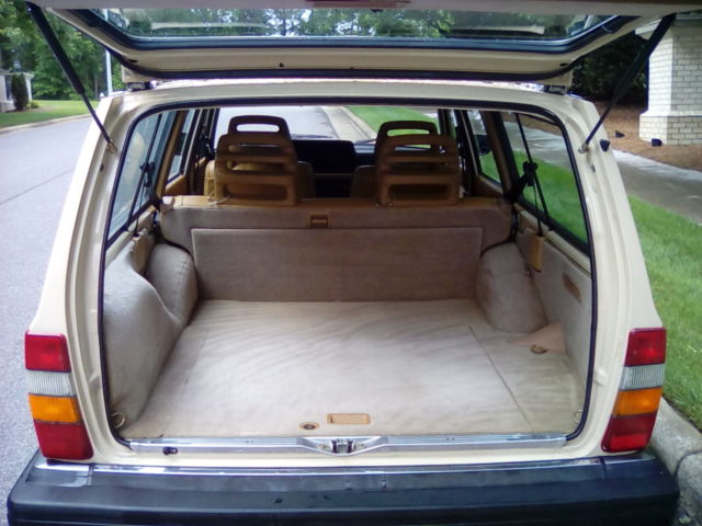 1989 Volvo 240 - photo 10