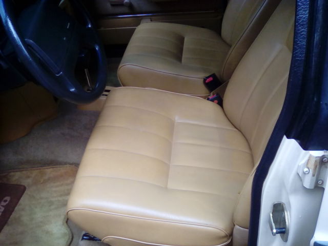 1989 Volvo 240 - photo 12