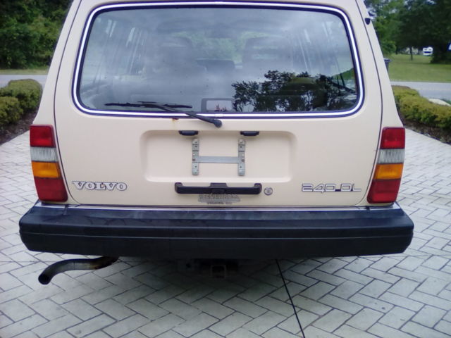 1989 Volvo 240 - photo 4