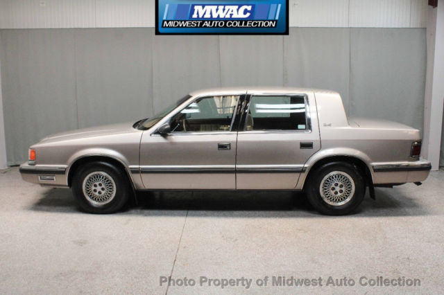 ONE OWNER~CLOTH~ONLY 55K MILES~CLEAN~CASSETTE~V6~LE~ 1988 Dodge Dynasty ONE OWNER ONLY 55K MLS RUNS GOOD CLASSIC