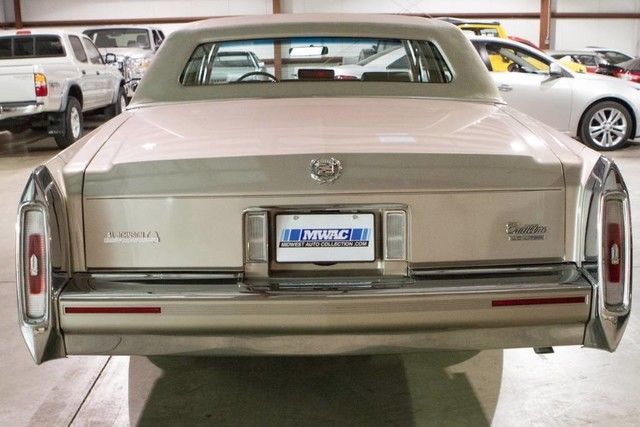 1991 Cadillac Brougham - photo 4