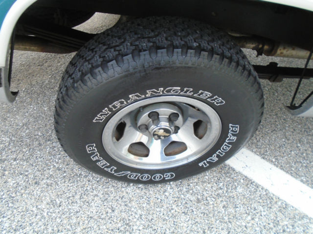 1994 Chevrolet C/K Pickup 1500 SILVERADO - photo 8