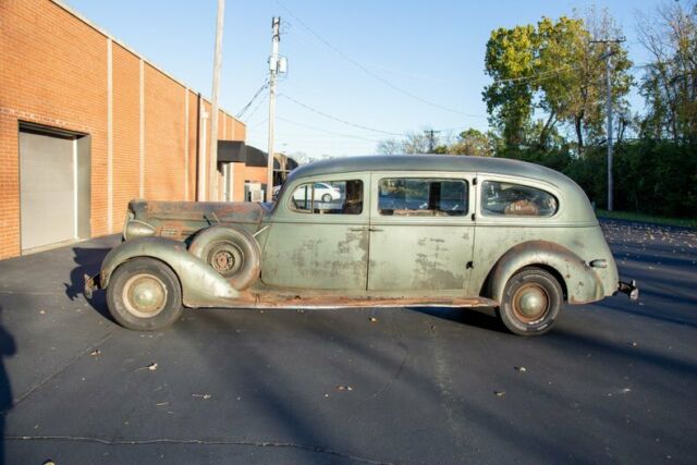 1937 Packard One-Twenty Hearse - photo 6